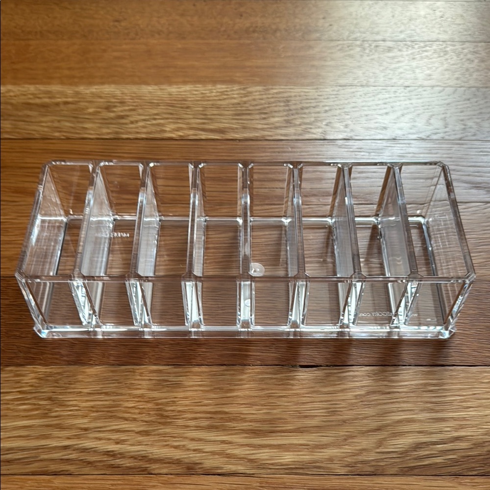 Clear Acrylic Makeup Compacts Organizer by Alegory- 8 Space Cosmetic Storage